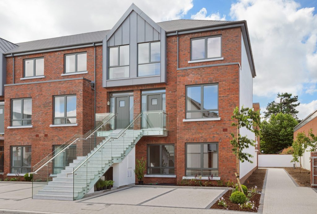 SandyMount Castlecourt